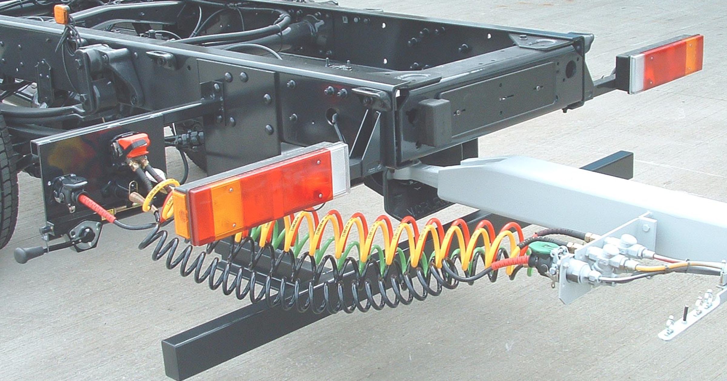 Drawbar towing equipment / Wheelbase Engineering Ltd. / Chassis Modification Trailer